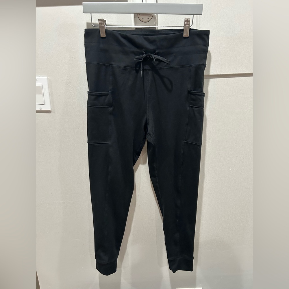 NWOT Eddie Bauer Black Jogger Pants Size XL Cargo Pockets Athletic Lounge Casual